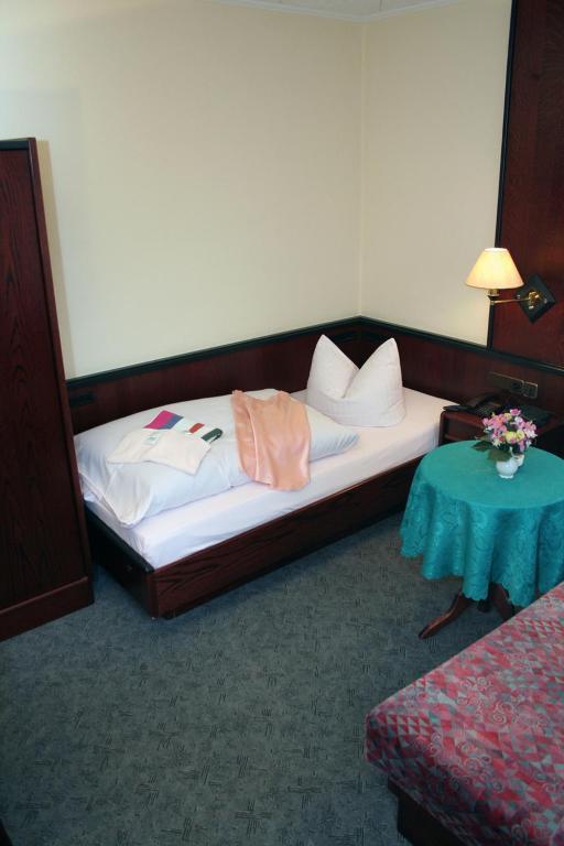 Familienhotel Zur Linde Panschwitz-Kuckau Room photo